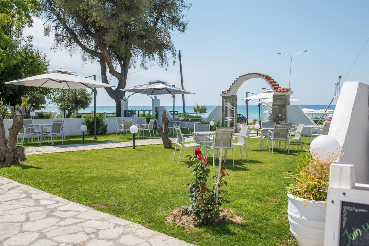 Georgalas Sun Beach Rooms Nea Kallikrateia Exterior foto